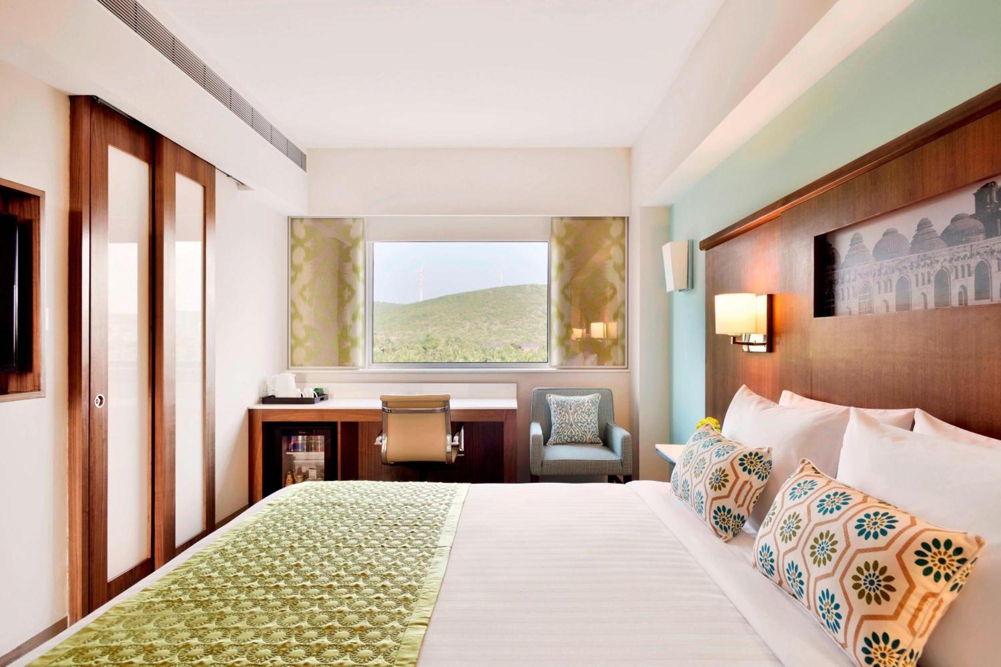Отель Fairfield By Marriott Belagavi Экстерьер фото