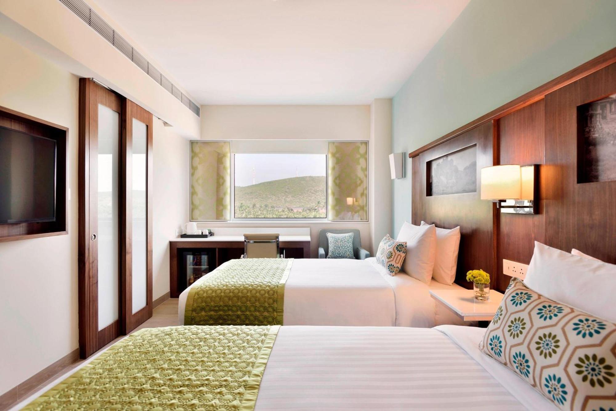Отель Fairfield By Marriott Belagavi Экстерьер фото
