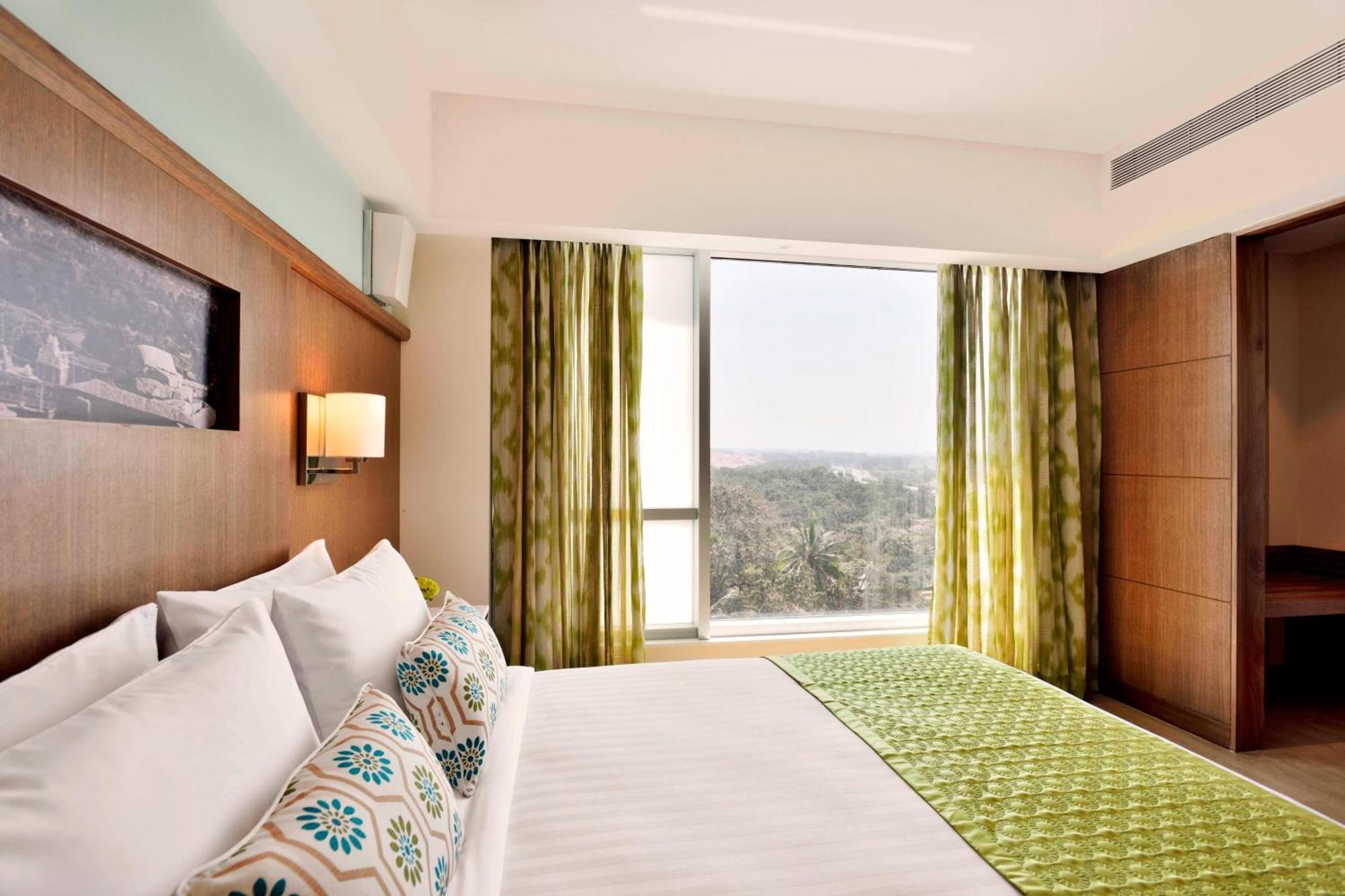 Отель Fairfield By Marriott Belagavi Экстерьер фото