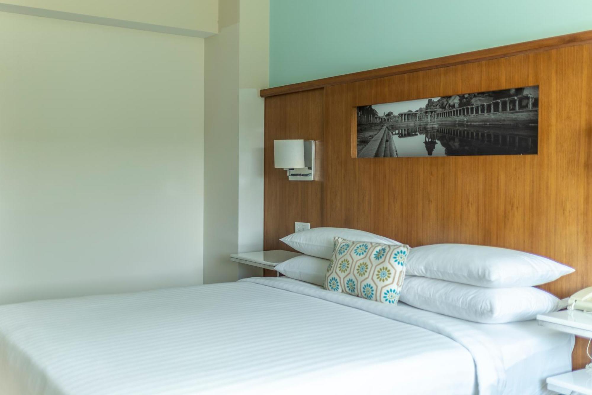 Отель Fairfield By Marriott Belagavi Экстерьер фото