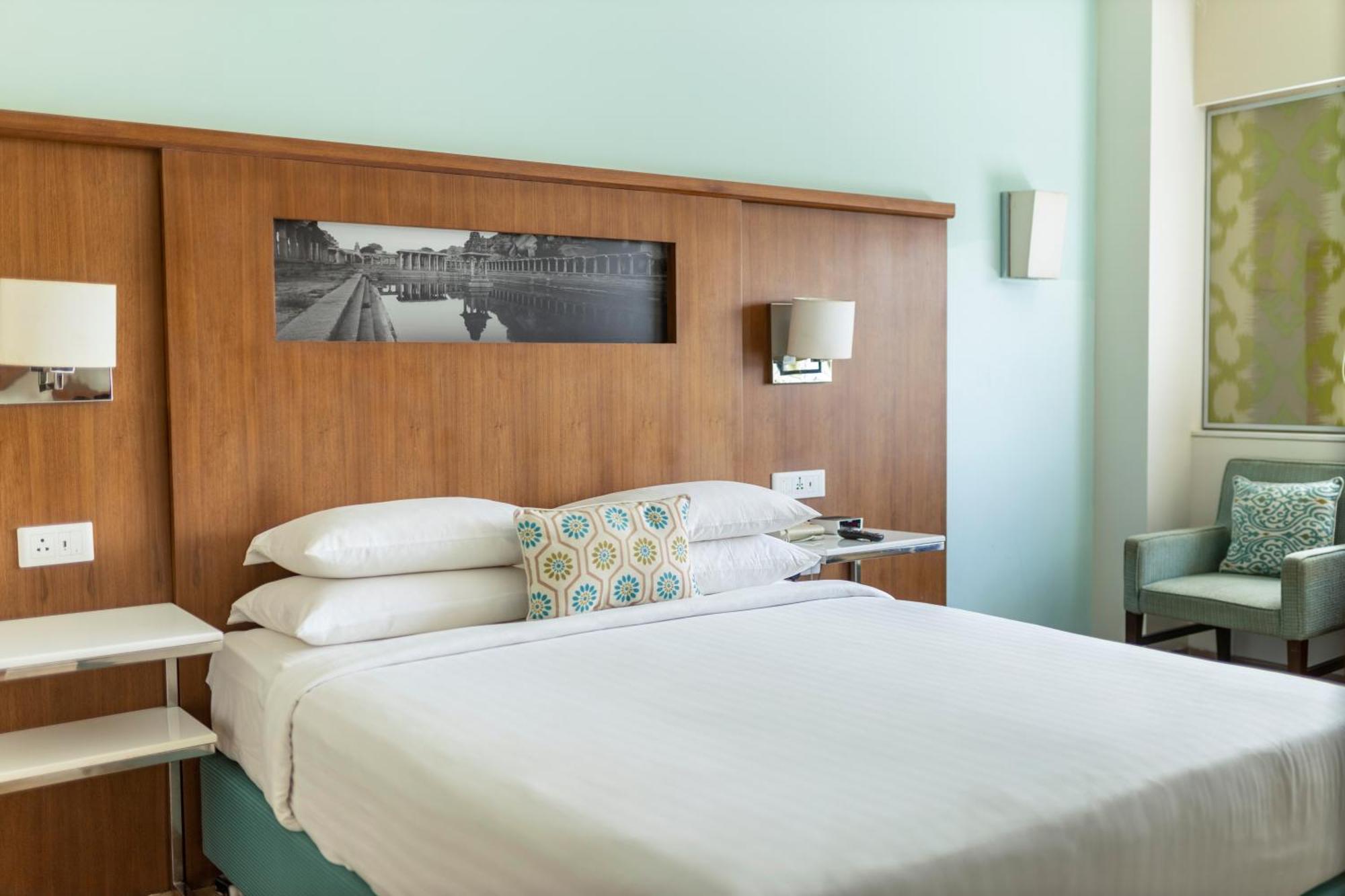 Отель Fairfield By Marriott Belagavi Экстерьер фото