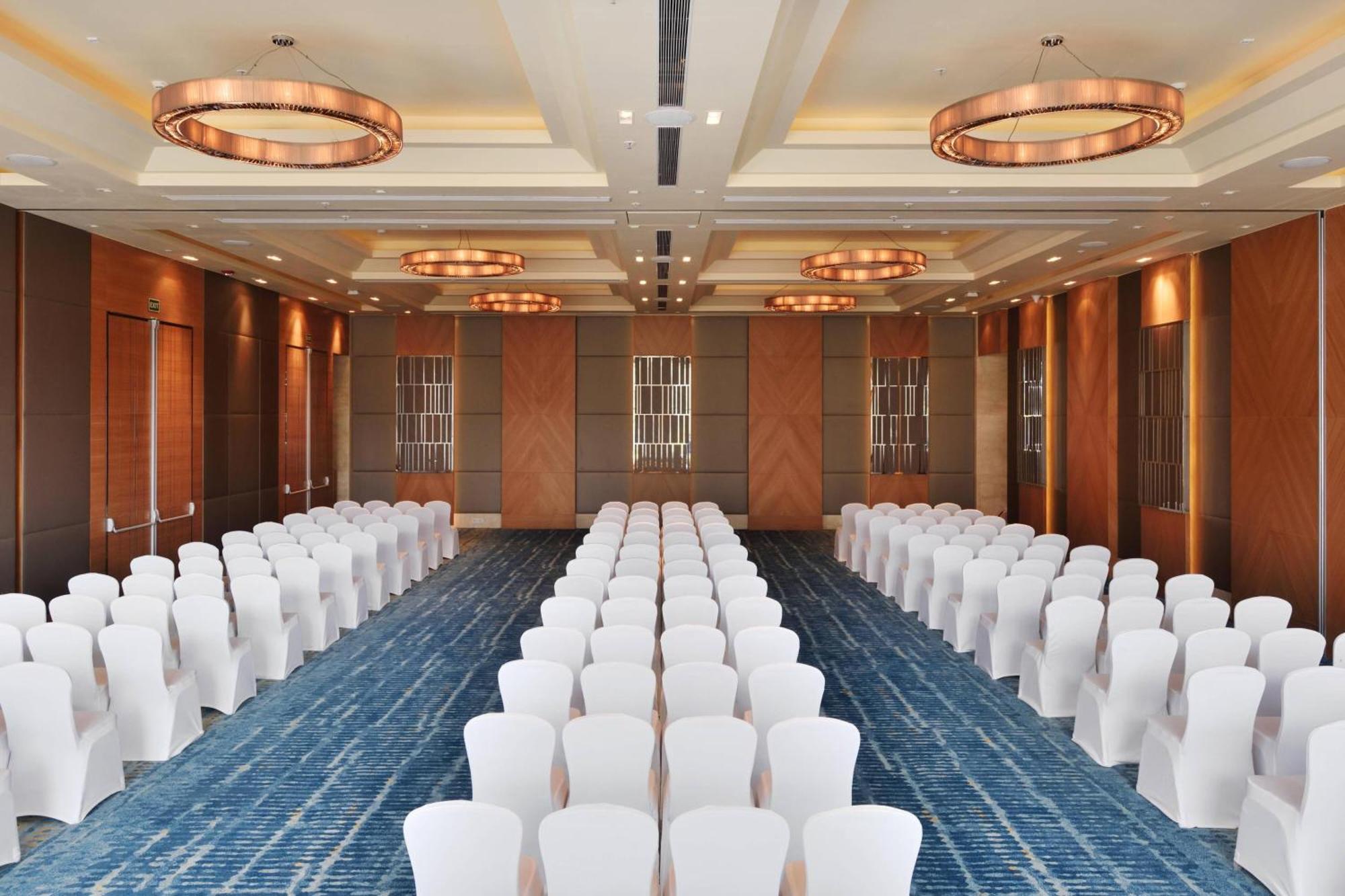 Отель Fairfield By Marriott Belagavi Экстерьер фото